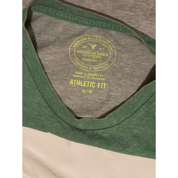 AE Front Pocket Muscle Shirt - Picture 3 of 5